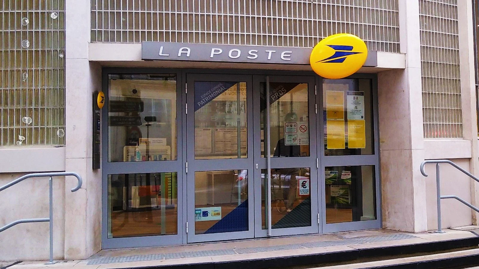 La Poste cyberattack
